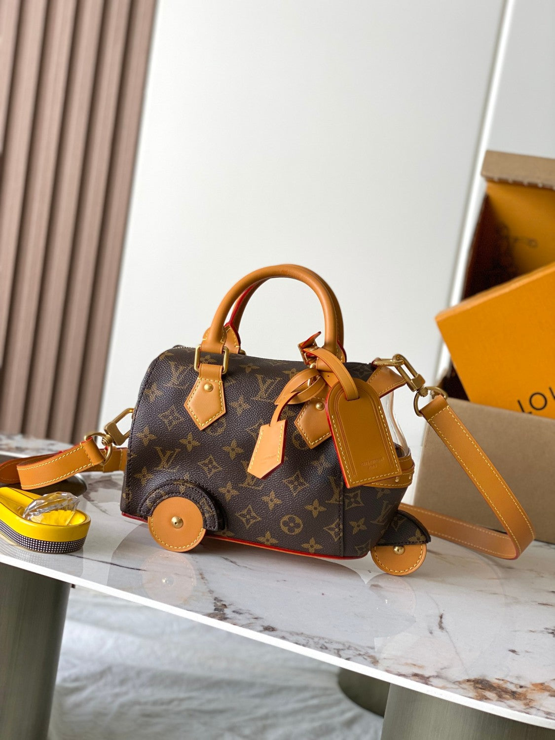 Louis Vuitton Rickshaw Mini Handbag Men's Wallet Monogram Canvas With Leather Trim journey To Darjeeling Clutch Bag Bags #196932