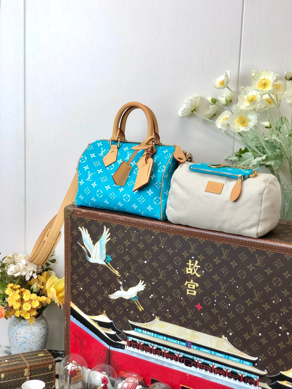 Louis Vuitton Women's Fashion Classic Lake Blue Logo Zipper Closure Leather Shoulder Bag Handbags In Small Medium And Large Sizes Crossbody Bag Bags #78664