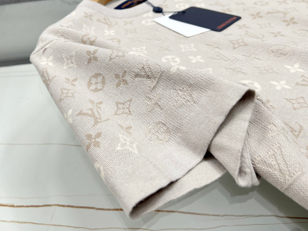 Louis Vuitton Monogram Short-Sleeved Crewneck #333584