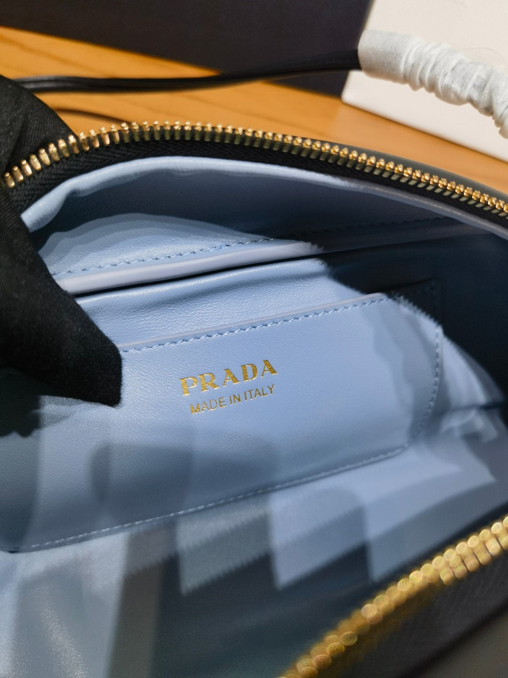 Prada Swing Women's Solid Color Letter Logo Zipper Closure Calfskin Handbag Shoulder Bag Bags #77148