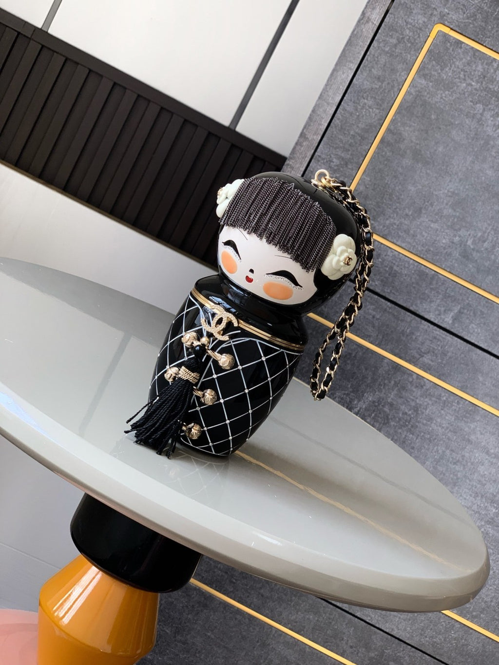 Chanel Limited Edition Bag Collection Artwork Chinese Doll Mumbai Doll Fashionable Exquisite Cylindrical Bags #195308