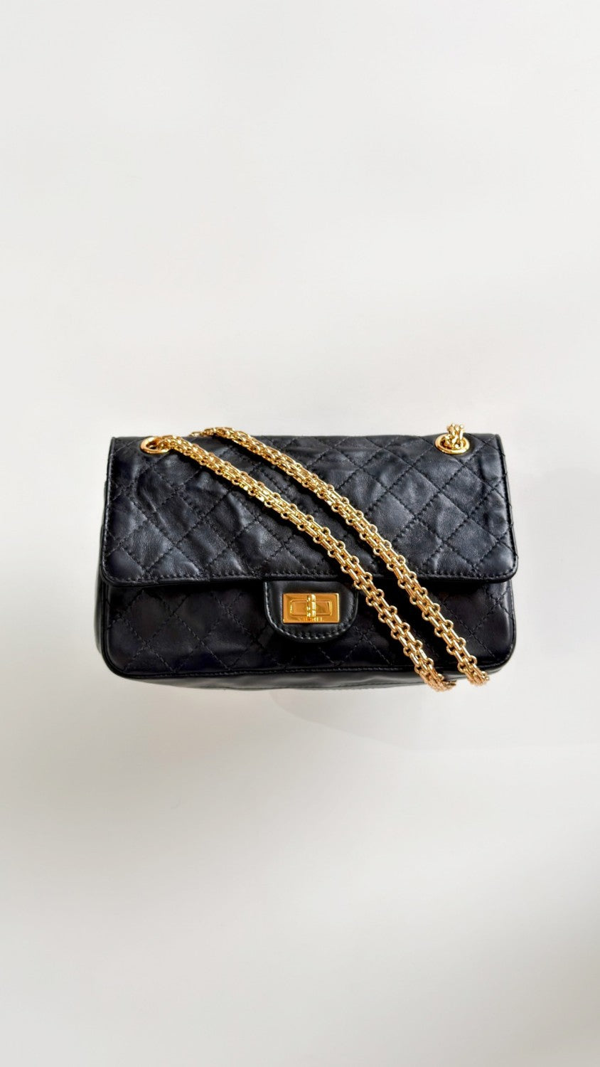 Chanel 2.55 Handbag Spring/summer 2026 Lambskin And Gold-tone Metal Black Diamond-quilted Chain Strap Flap Shoulder Bag Bags #82818A