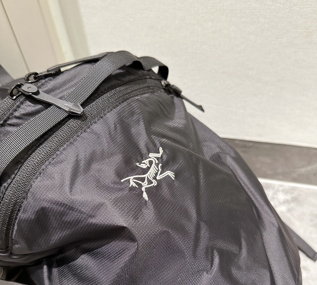 Arcteryx Men's And Women's Solid Color Embroidered Logo Outdoor Multifunctional Boarding Hiking Nylon Shoulder Bag Bags #75342