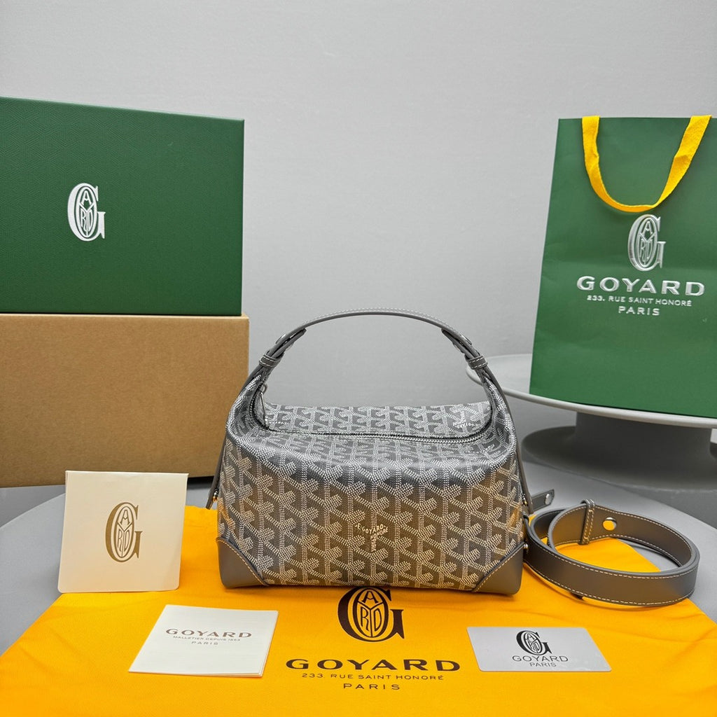 Goyard  Presbyopia Print Zipper Travel Bag Goya Toiletry Bag New All-over Logo Print Available Multiple Colors Toiletry Bag  Lunch Bags #84171A