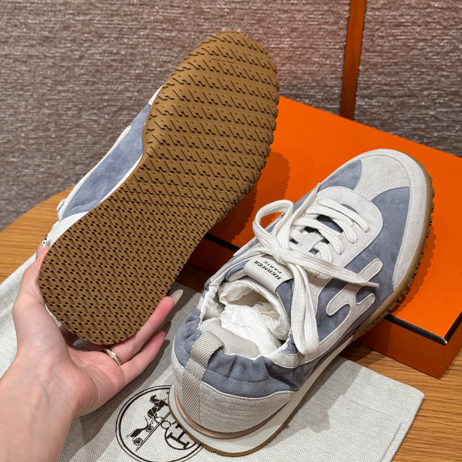 Hermes Jet Men's And Women's Spring/Fall Fashion Casual Round Toe Lace Up Low Top Suede Rubber Sole Training Shoes Sneakers #78581