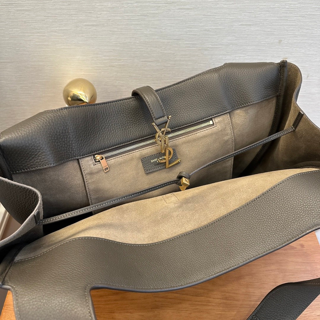 SAINT LAURENT LE 5 À 7 BEA Women's Adjustable Shoulder Strap Solid Color Smooth Leather Shoulder Handbag Bag Bags #76894