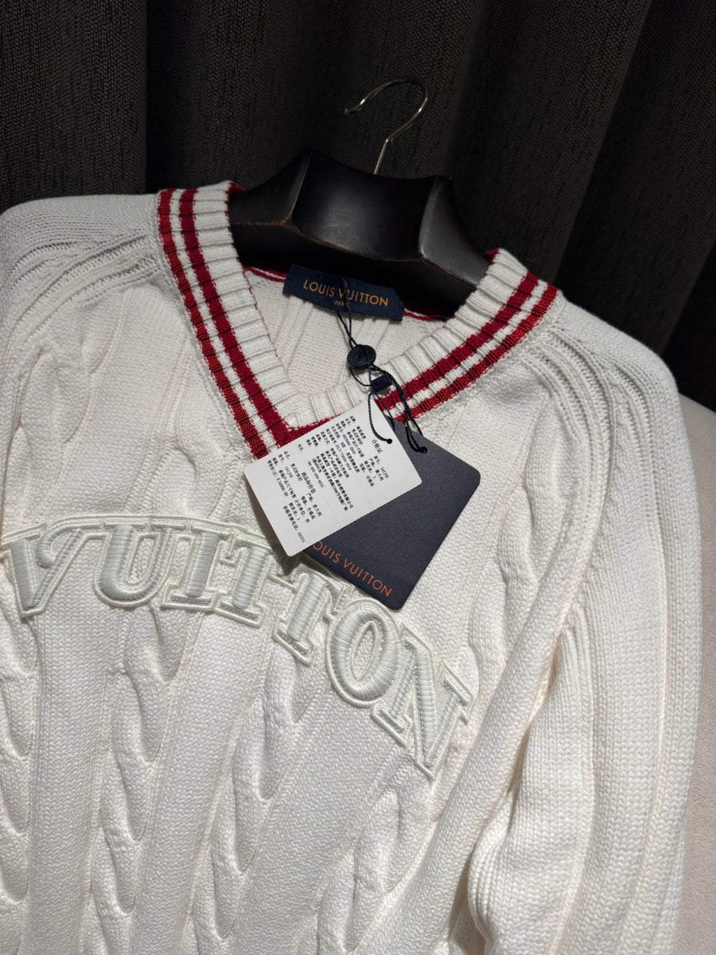 Louis Vuitton Preppy V-Neck Cable Pullover #337099