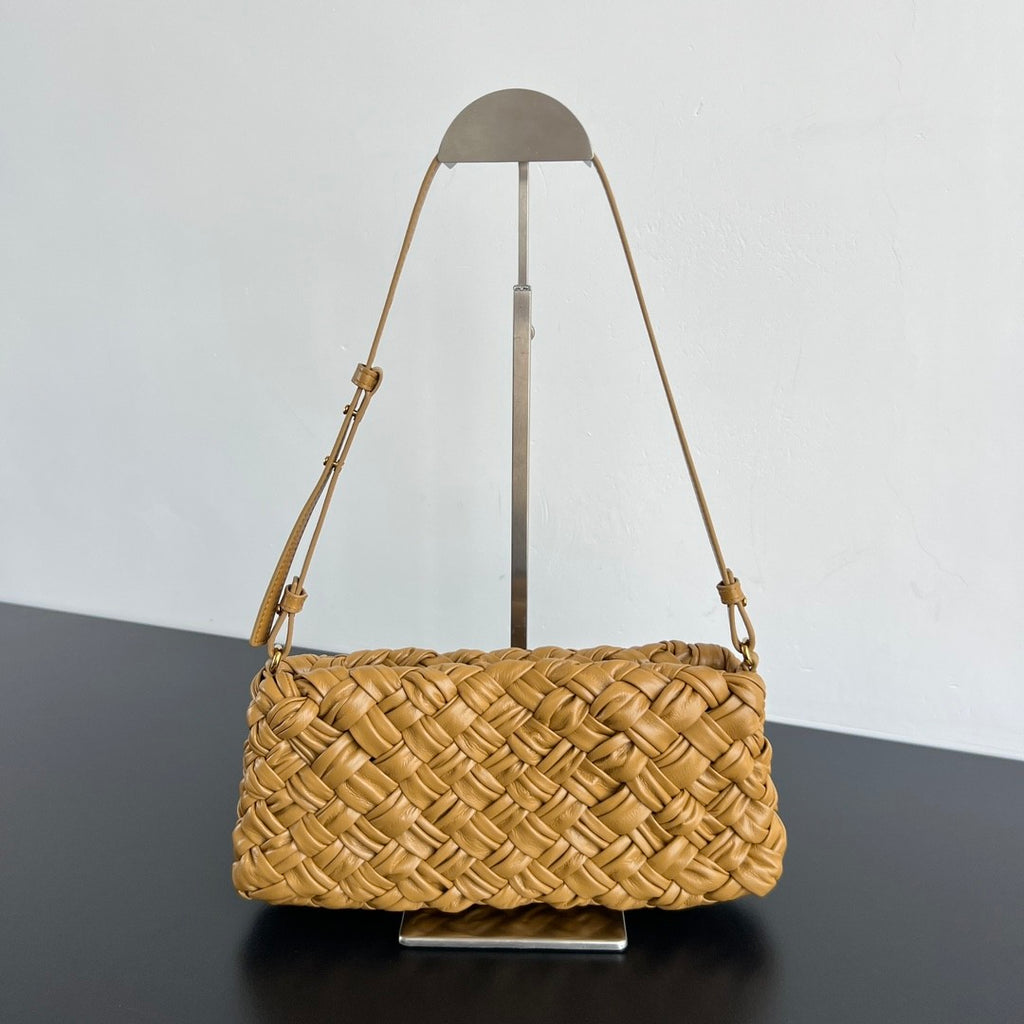 Bottega Veneta Kalimero Cha-Cha Women's Solid Color Zipper Closure Woven Cow Leather Tote Shoulder Bag Bags #75864