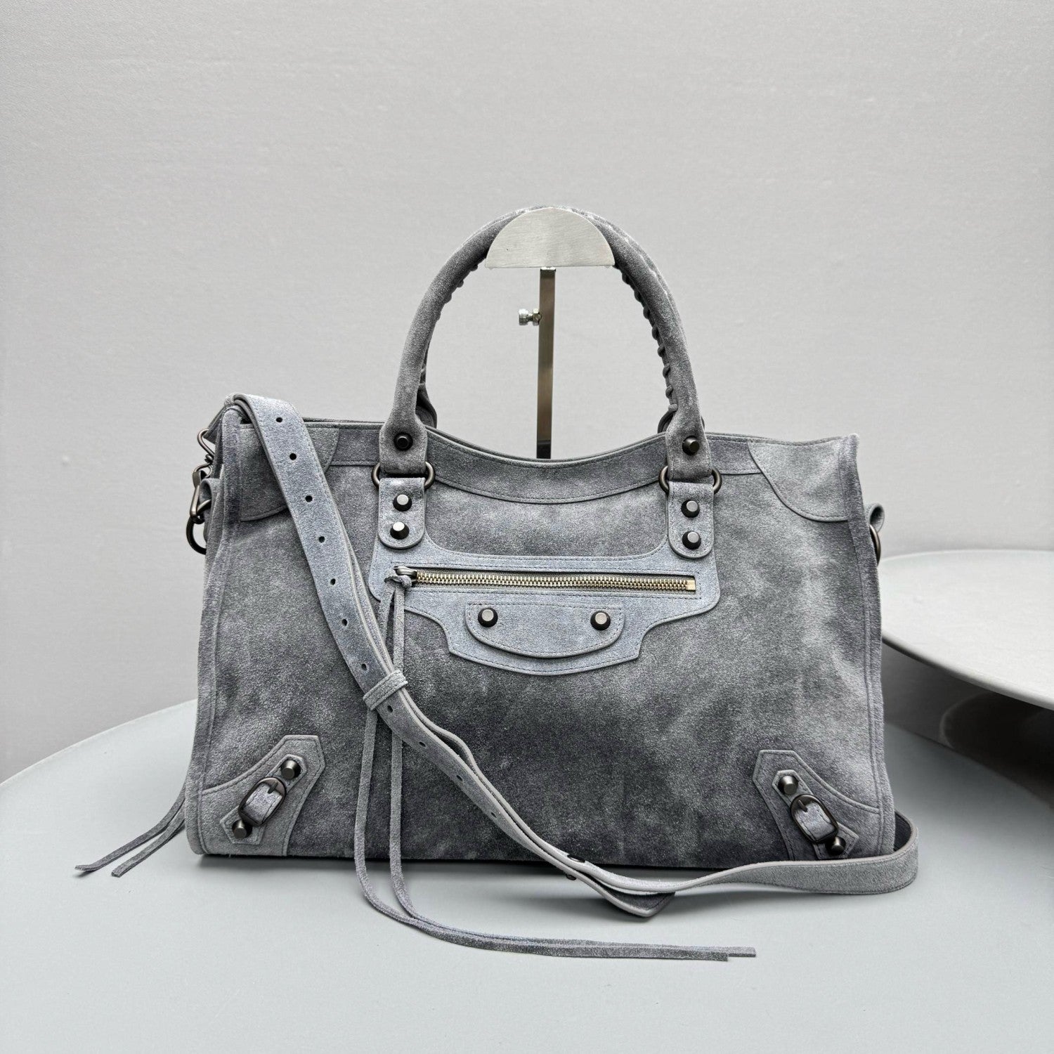 Balenciaga LE CITY Medium Handbag Women's Fashion Luxury Solid-Colour Suede Tote Bag Crossbody Bag Bags 8230582AB2A1143 Ngvp #2434