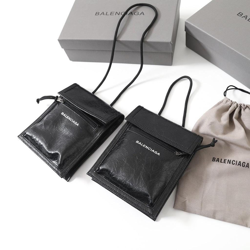 Balenciaga Men's And Women's New Oil Wax Leather Logo Phone Bag Messenger Bag Black Classic Color Mini Wallet Bags #195351