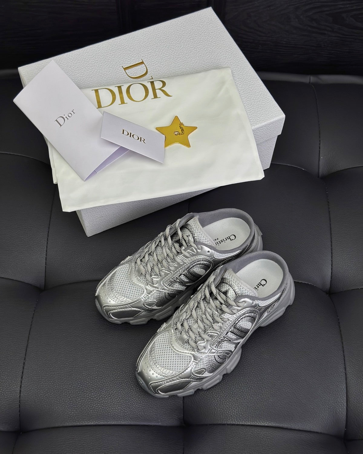 Dior Chrono Men's And Women's Spring And Autumn Color Block Round Toe Lace-up Slip-on Shoes. Made Of Mesh Fabric With Low-top Design Shoes #78134