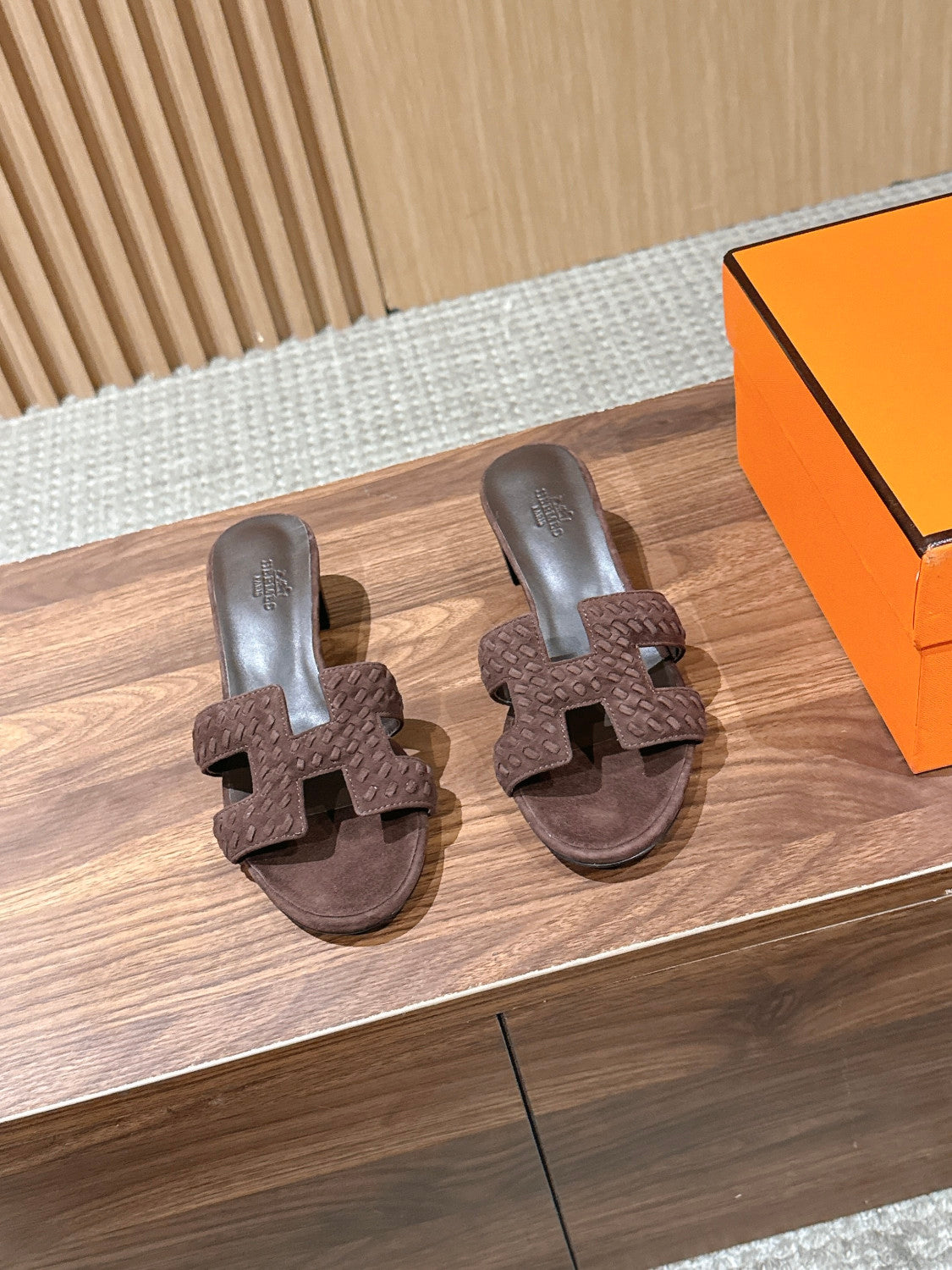 Hermès Woven Low Heel Slippers #384073