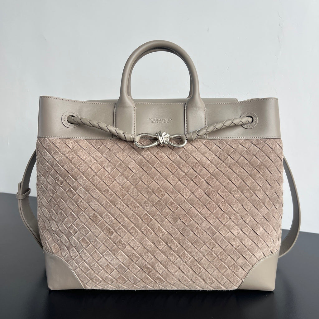 Bottega Veneta Men's Andiamo Voyager #382060