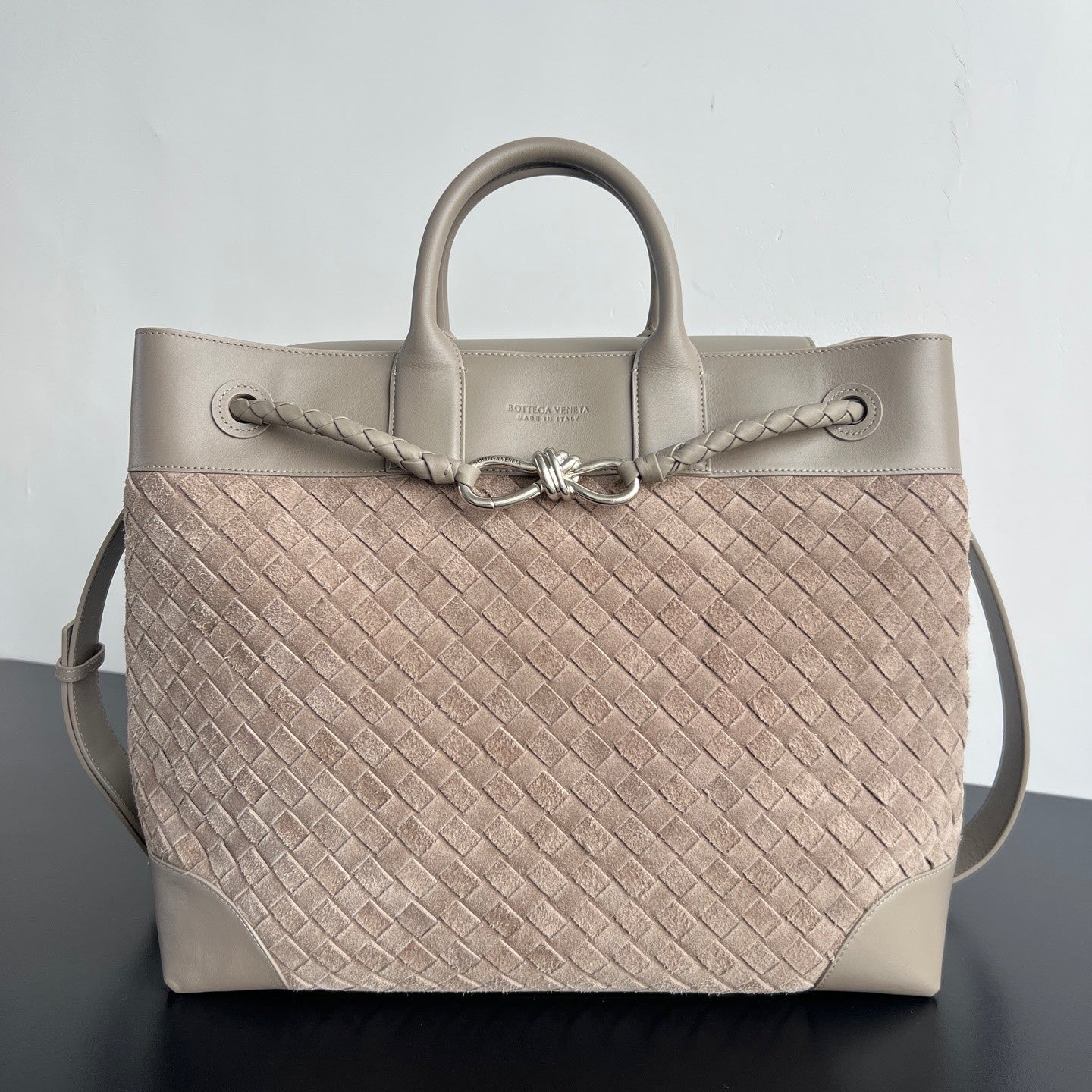 Bottega Veneta Men's Andiamo Voyager #382060
