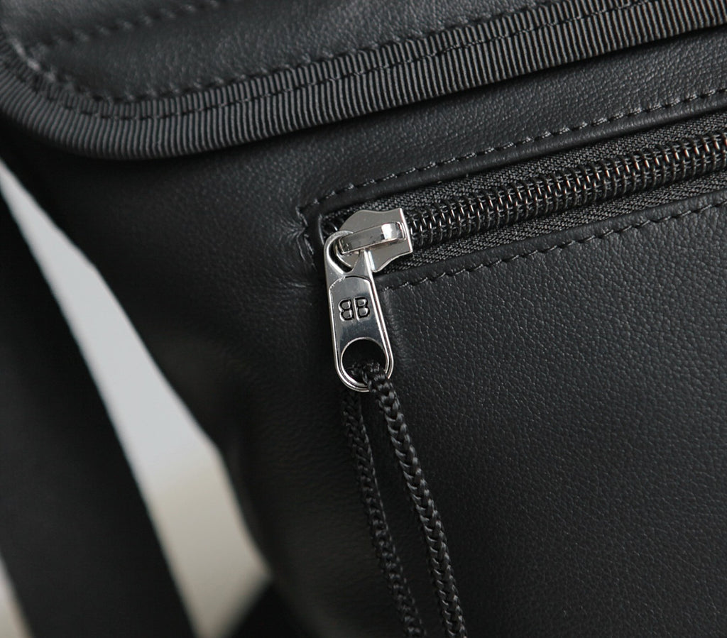 Balenciaga Men's Letter Print Black Calfskin Single Shoulder Crossbody Bag Bags #77712