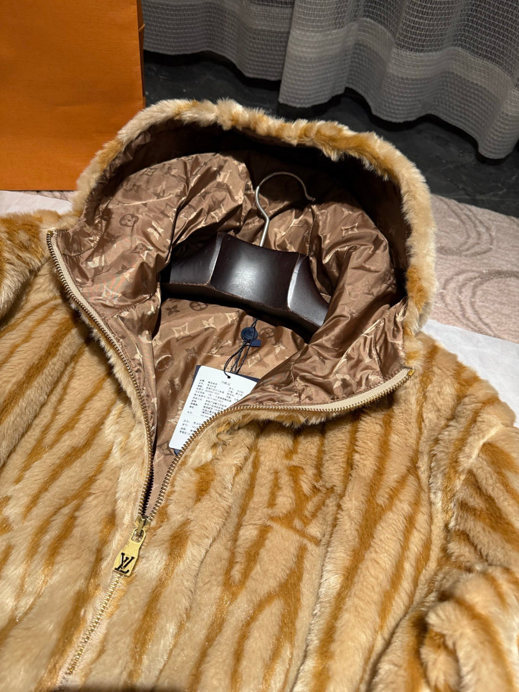 Louis Vuitton Epi Fleece Hooded Blouson #334486