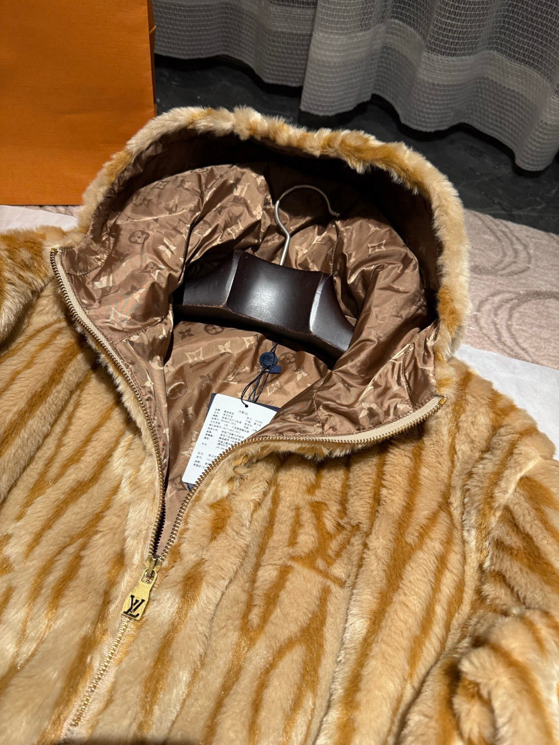 Louis Vuitton Epi Fleece Hooded Blouson #334486