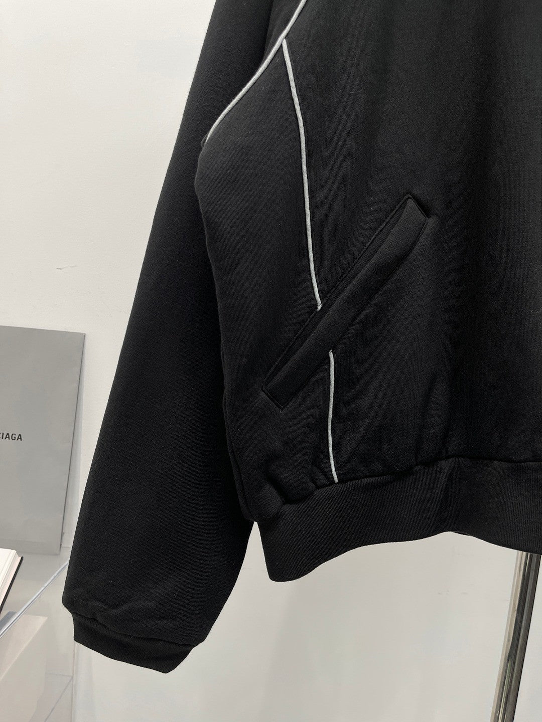 Balenciaga Men's Spring and Autumn Black Logo Printed Standing Collar Zipper Sports Jacket Loose Midriff Casual Pants Suit Set #73687