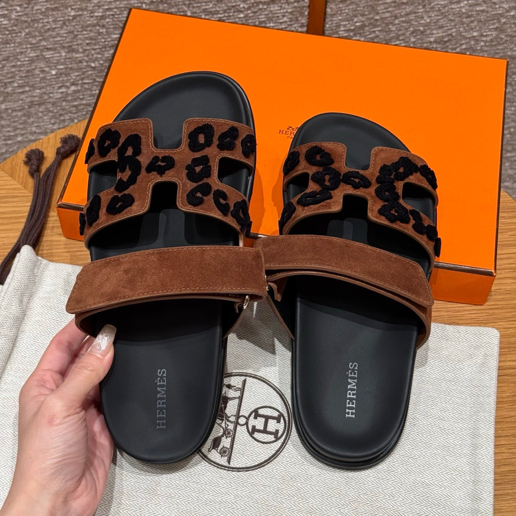 Hermès Chypre sandal Brown #376389
