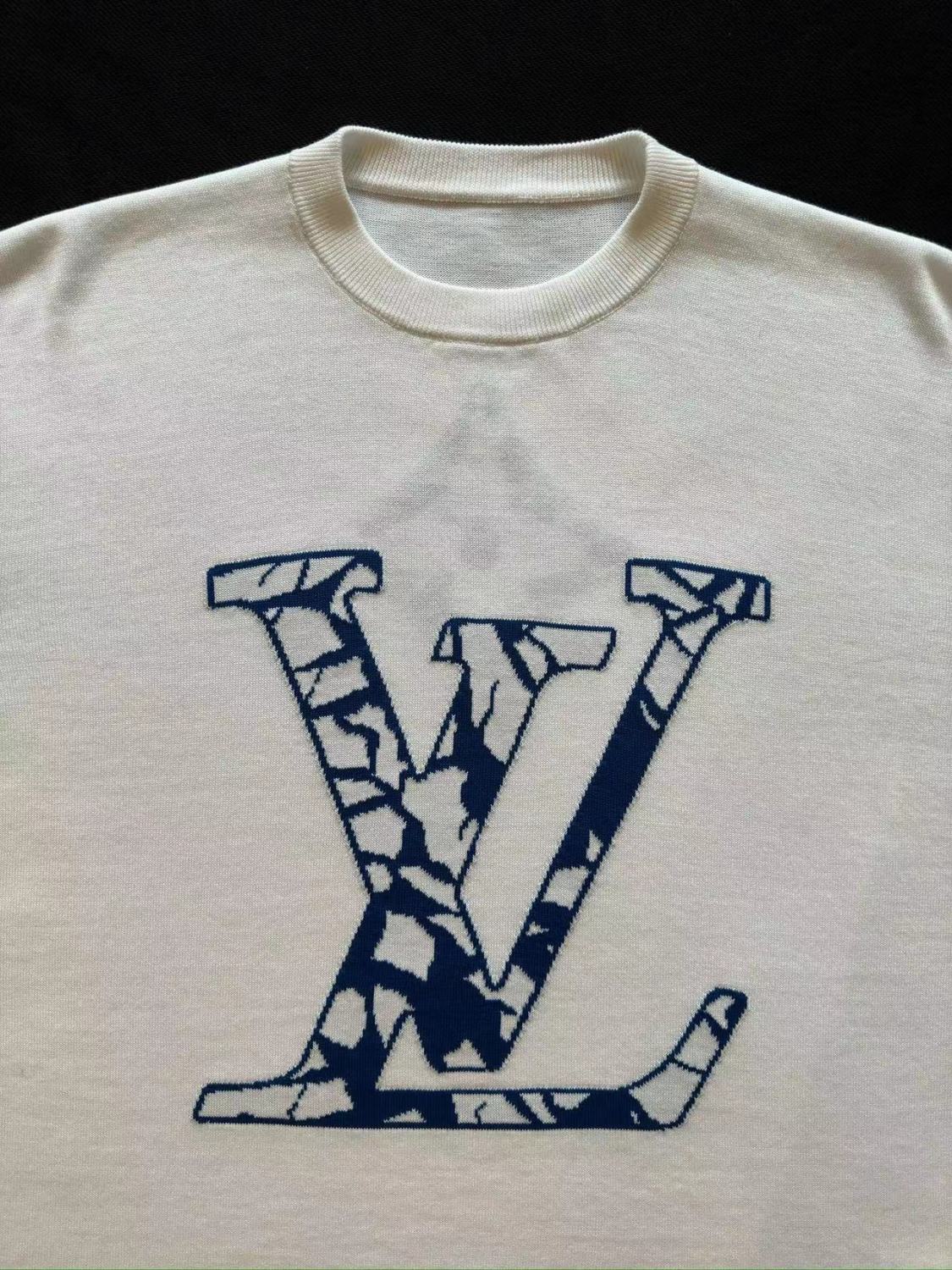 Louis Vuitton Men's Summer Logo Letter Print White Cotton Short Sleeve Fitted Straight T-Shirt #97965