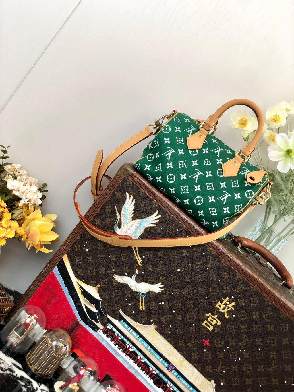 Louis Vuitton Women's Fashion Classic Grass Green Logo Zipper Closure Leather Shoulder Bag Handbags In Small Medium And Large Sizes Crossbody Bag Bags #78661