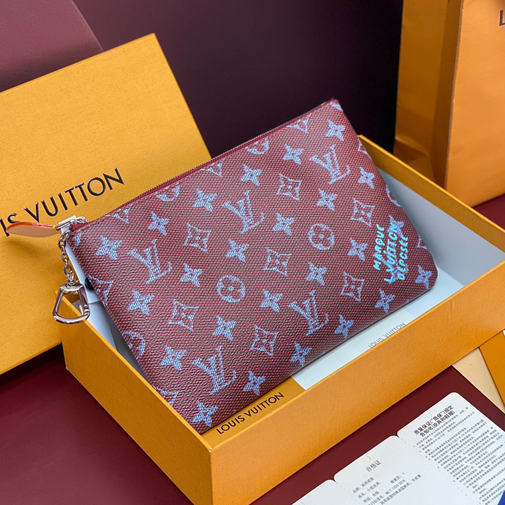LOUIS VUITTON Medium Key Wallet Monogram Heritage Canvas Chain Hook Zipper Mini Wallet Bag Bags  Key Pouch M27109 #82262A