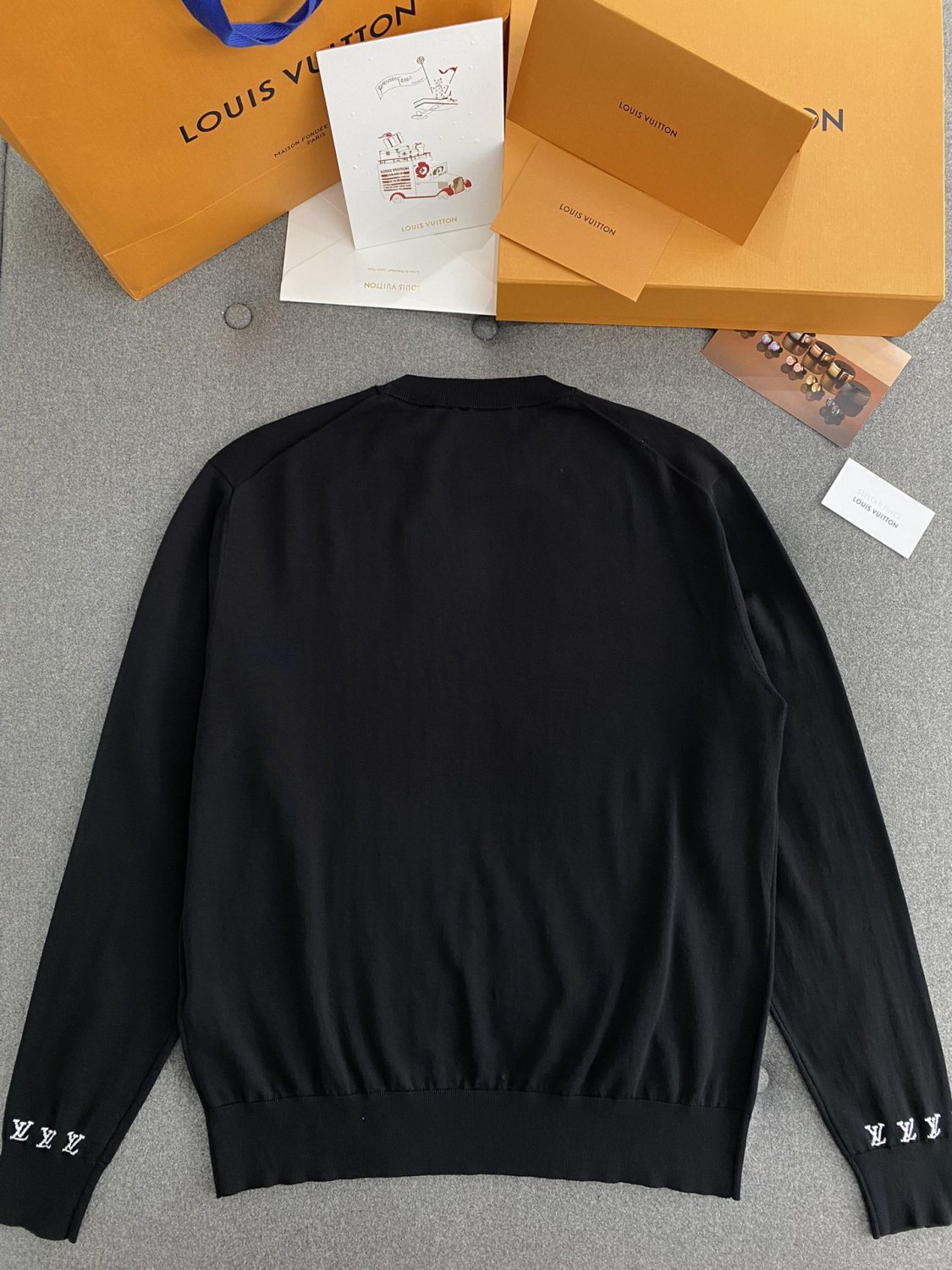 Louis Vuitton Men's Spring And Fall Logo Printed Crew Neck Black Cotton Long Sleeve Fitted Sweater #71473