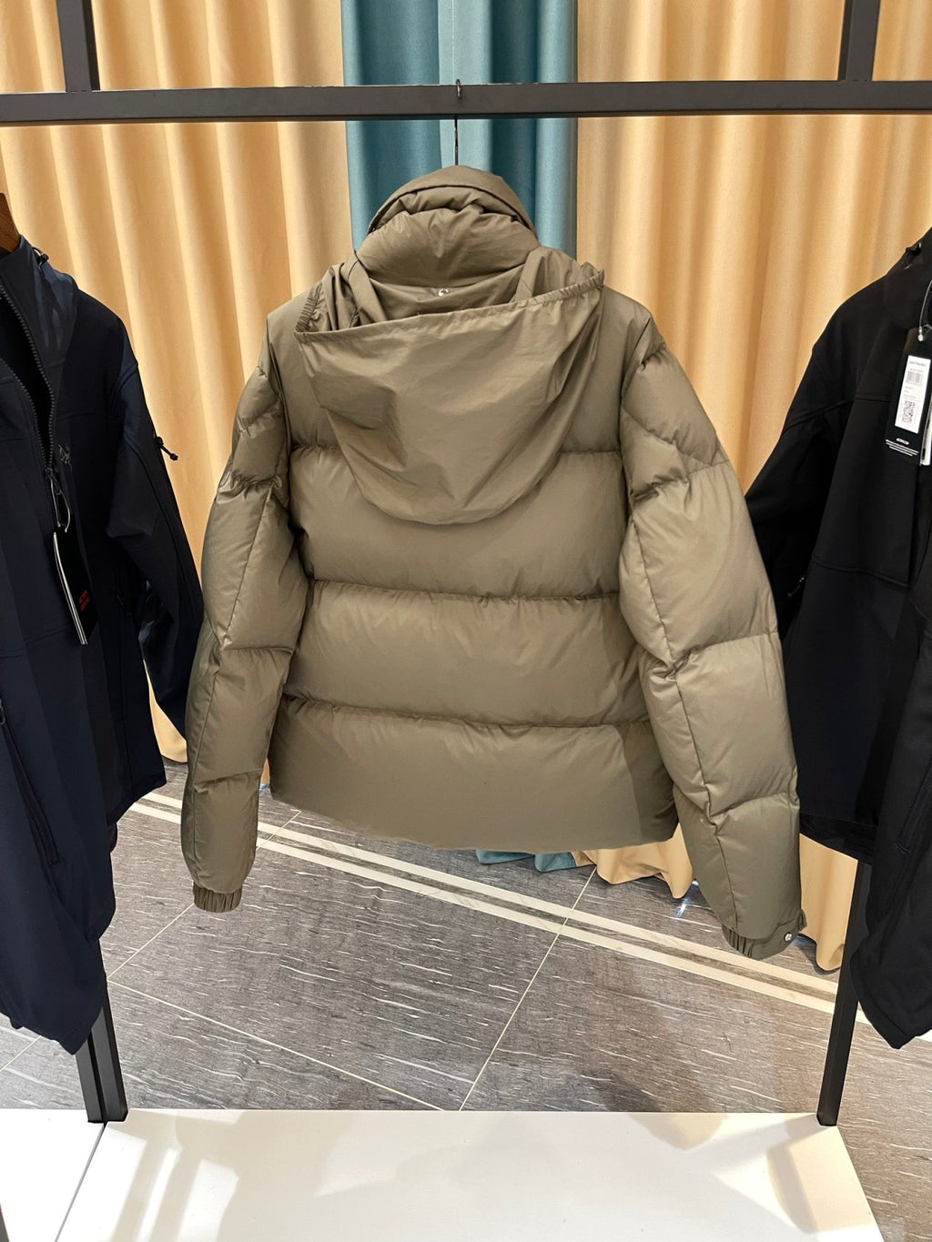 Moncler Men's Autumn and Winter Solid Color Standing Collar Zipper Long Sleeve Puffer Down Jacket #73584