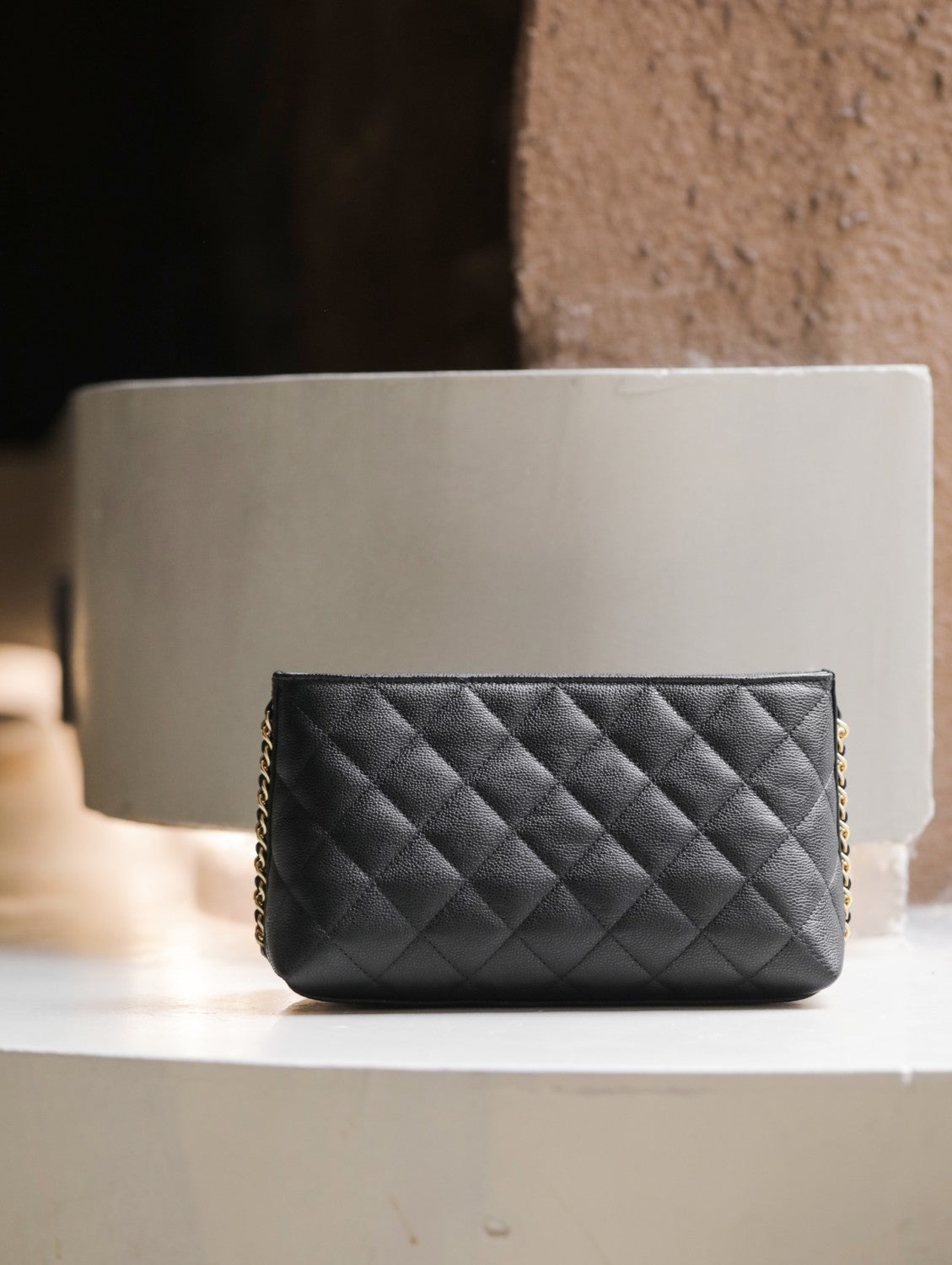 Chanel Women's Fashion Classic Solid Color Chain Zipper Handbag With Diamond Quilting And Embossed Grain Texture Carry All Pouch Makeup Bag Storage Bag Bags AP4700-B20730-94305 #79237