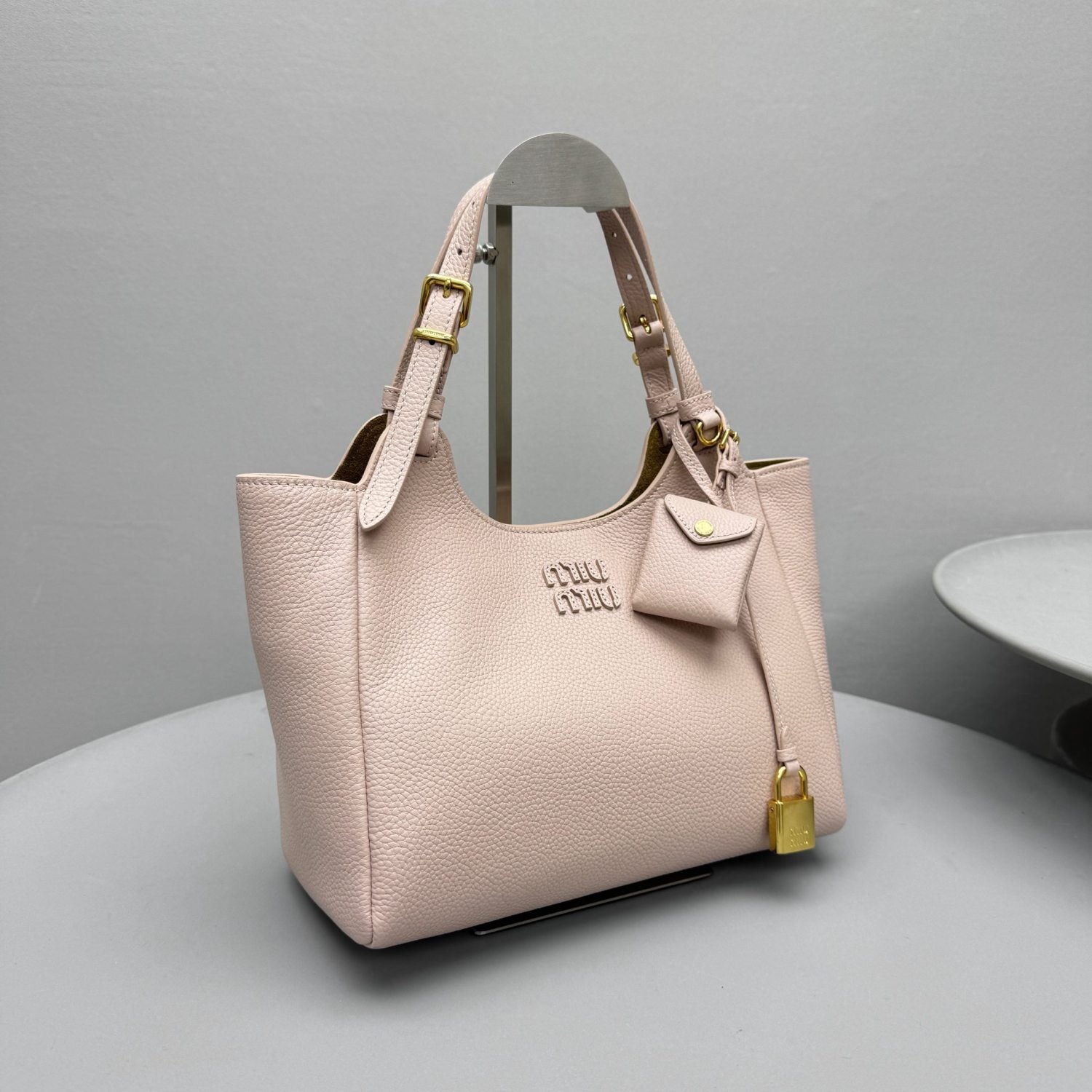 MiuMiu Women's Fashion Classic Solid Color Grain Leather Logo Handbag Shoulder Bag Bags 5BA304_2IFL_F0ZKS #79515