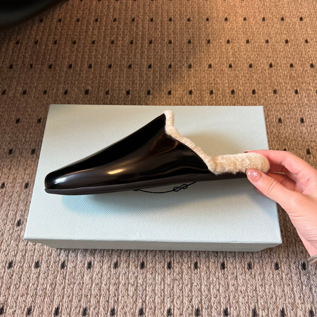 Prada Women's Fall/winter Fashion Casual Round Toe Slip On Leather Suede Fleece Lined Mule Shoes Half Slip On Slippers Shoes #79259