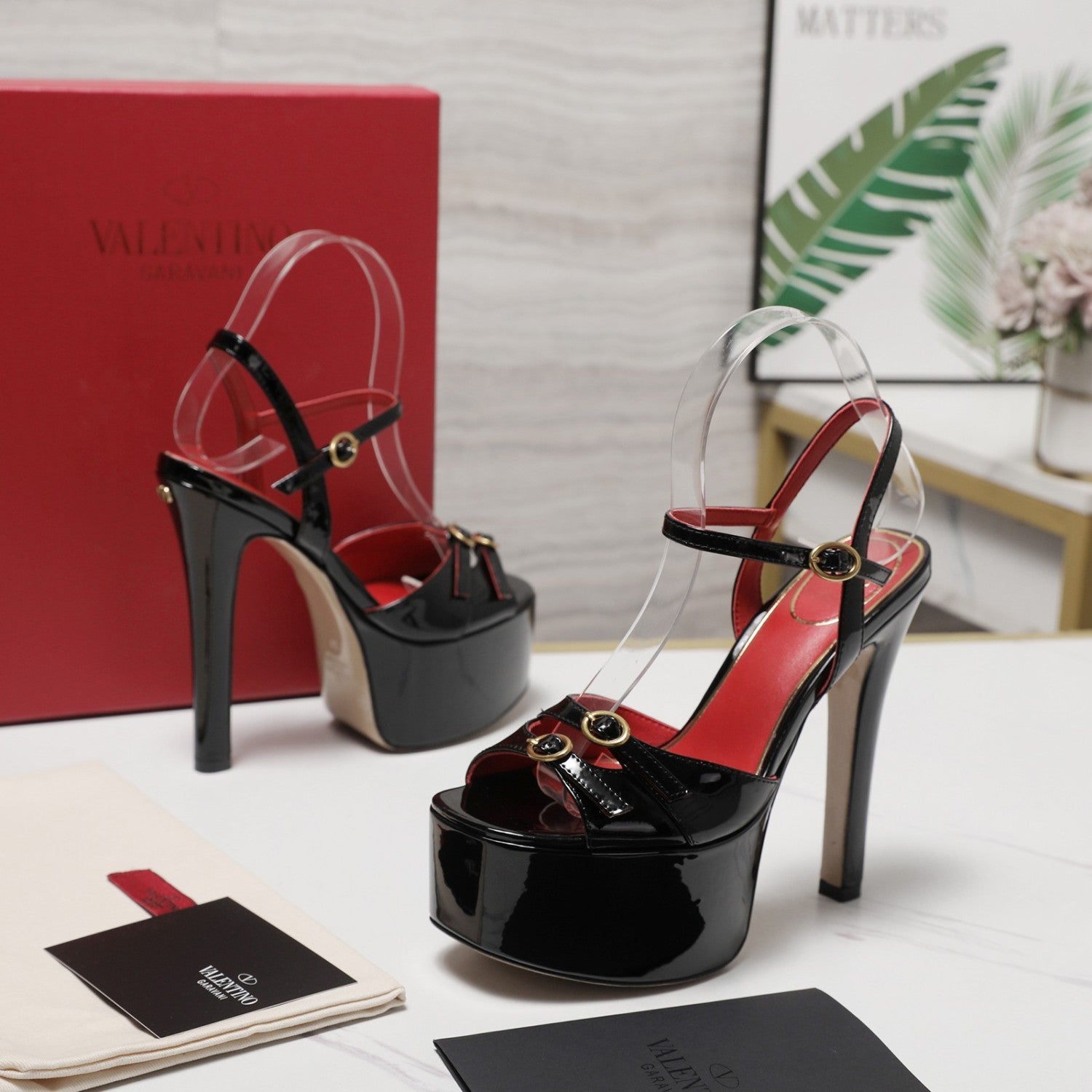 Valentino Round Toe Patent Leather High Heel Sandals 15.5CM #379994