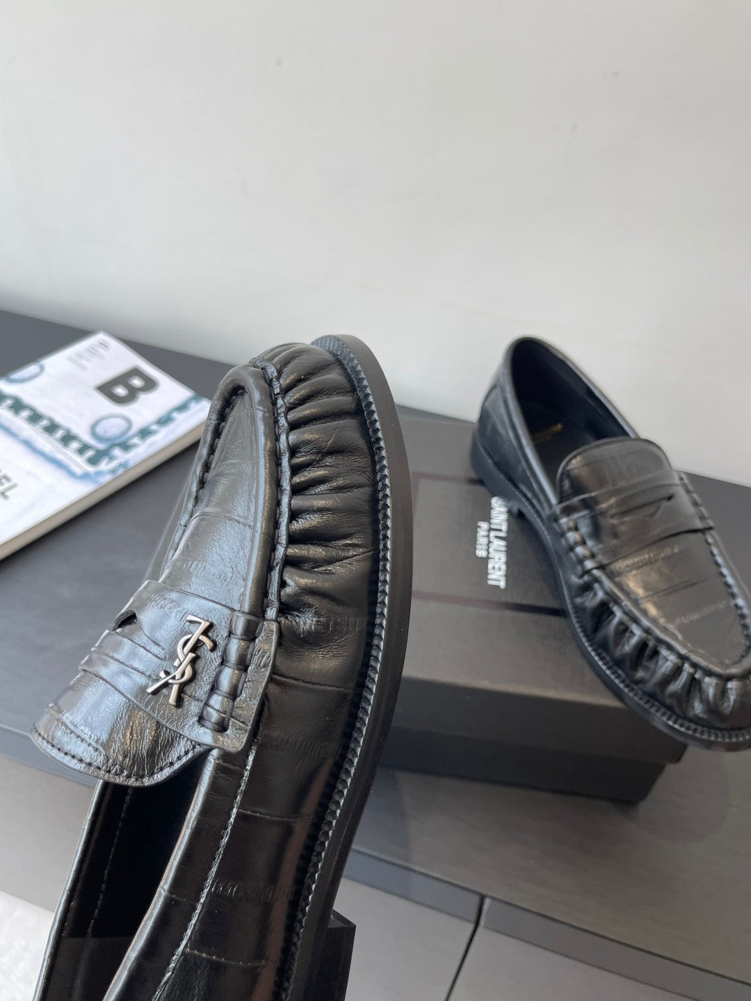 Saint Laurent Women's Four Seasons Solid Color Round Toe Low Top Flat Heel Loafers Leather Casual Shoes #81342