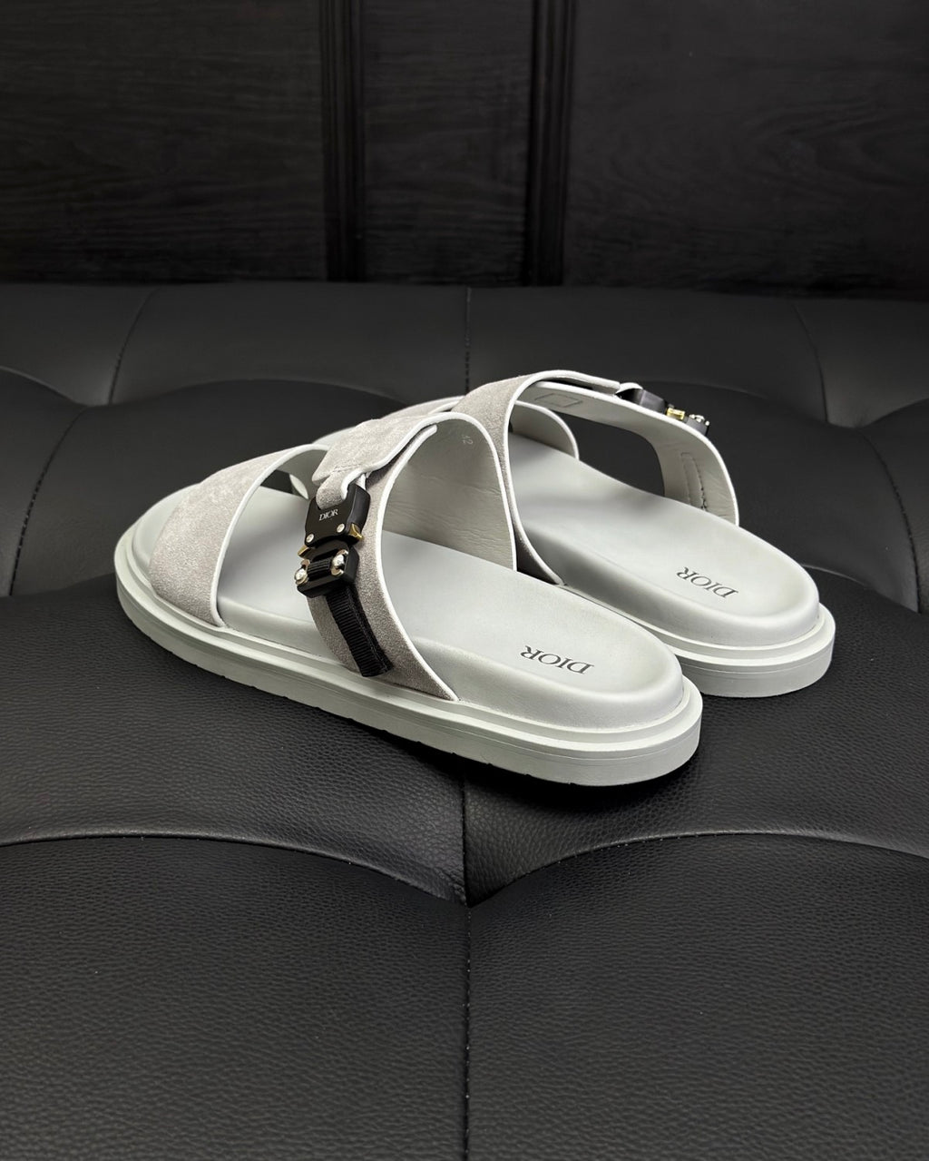 Dior Aqua Men's Summer Solid Color Classic Fashion Casual Suede Leather Aluminum Buckle Round Toe Flat Shoe Slippers Shoes #78181
