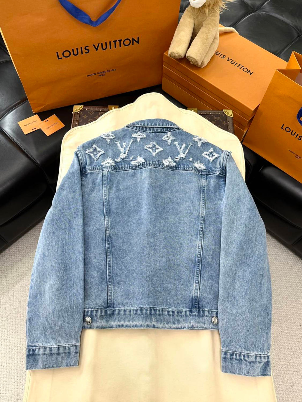 Louis Vuitton Men's Spring And Fall Embroidered Logo Single Breasted Long Sleeved Denim Jacket Mid Rise Jeans Pants Suit Set #74293