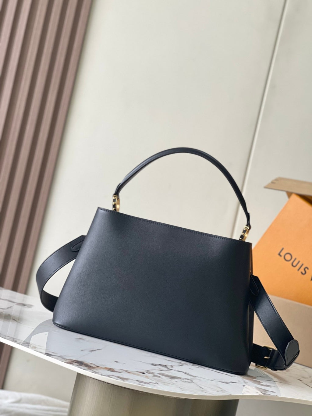 Louis Vuitton CAPUCINES SOUPLE  Women's Fashion Classic Solid-Color Leather Logo Handbag Shoulder Bag Bags M24879 #78857