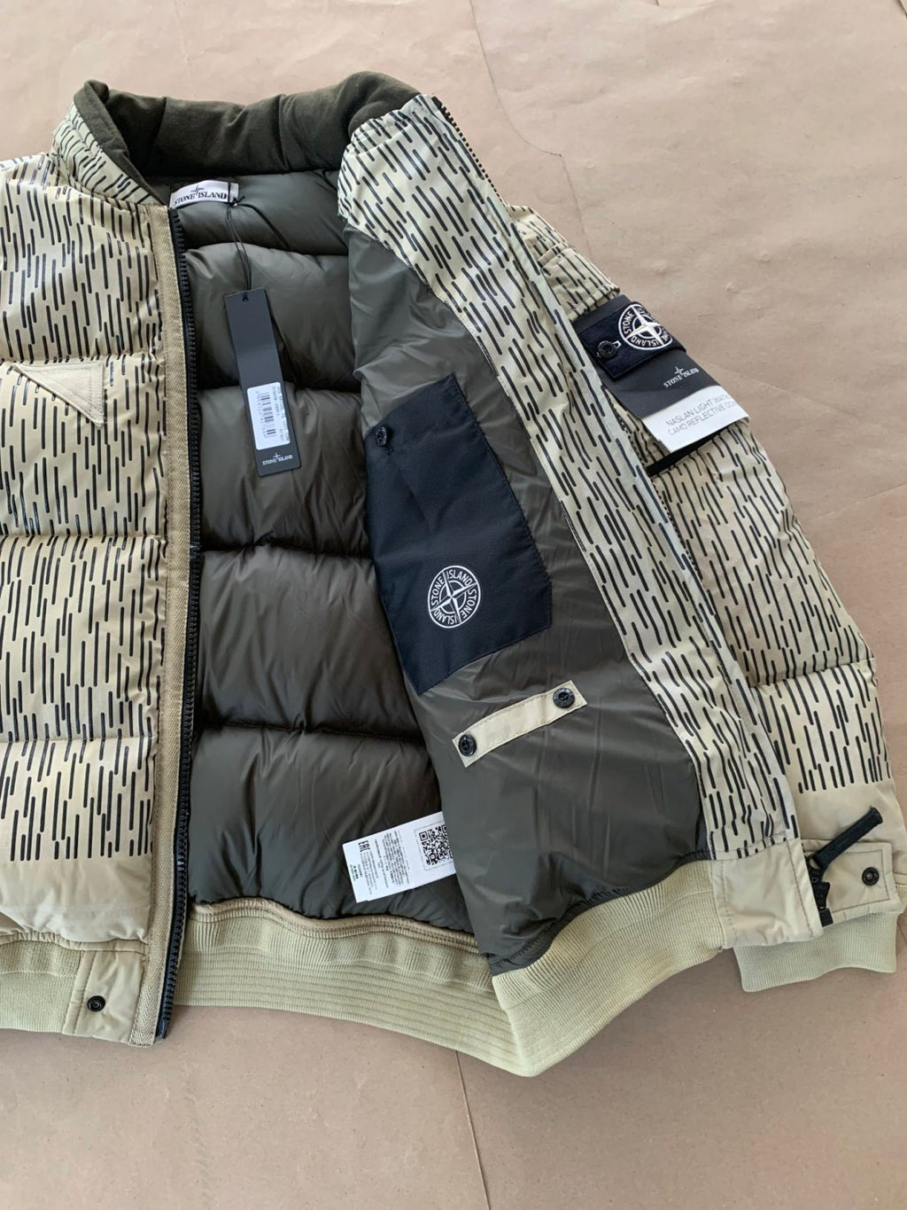 Stone Island Men's Winter Camo Glow-in-the-Dark Striped Solid Color Stand Collar Long Sleeve Zipper Down Jacket #81752