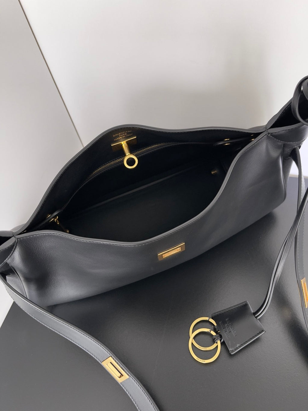 Balenciaga Women's Bel Air Series Leather Shoulder Bag Small Solid Color Tote Bag Bags 8106802ABAV1000 Ngvp #9929