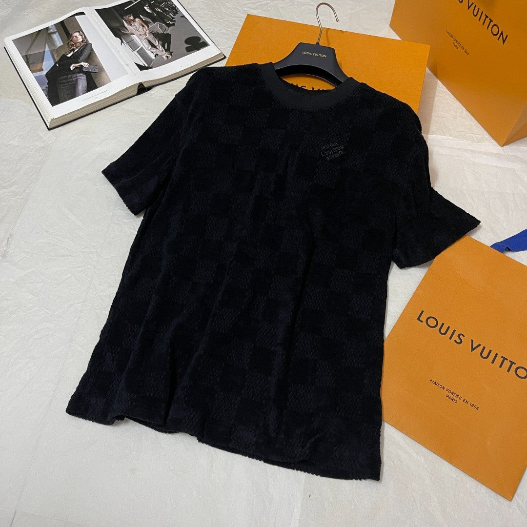 Louis Vuitton Men's Summer Black Embroidered Logo Printed Cotton Short Sleeve T-Shirt Casual Shorts Set Suit #73129