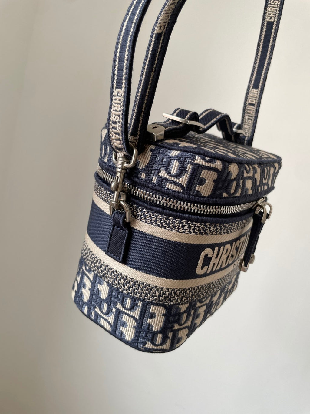 Dior Travel Vanity Makeup Bag Blue Monogram Canvas Embroidered Crossbody Bag A Vintage Elegant Clutch Bags #195915