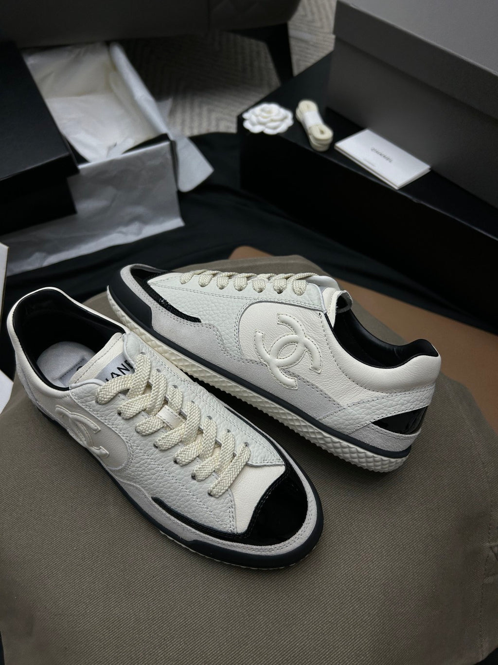 Chanel Women's Spring/Fall Fashion Casual Round Toe Lace Up Two Tone Flat Low Top Lychee Grain Cowhide Patent Leather Slip On Sneakers Shoes #79295