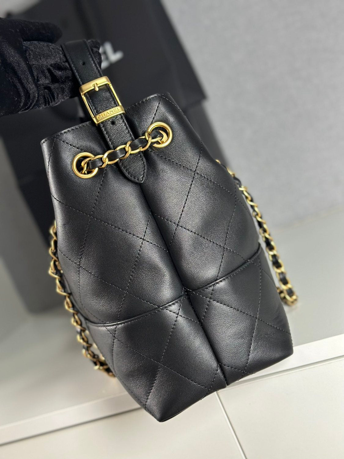 Chanel 25a Hobo Full-leather Black & Gold Horizontal Tote Bag Stylish Luxury Shimmering Shoulder Bag Handheld Large Capacity Bags  #82167A