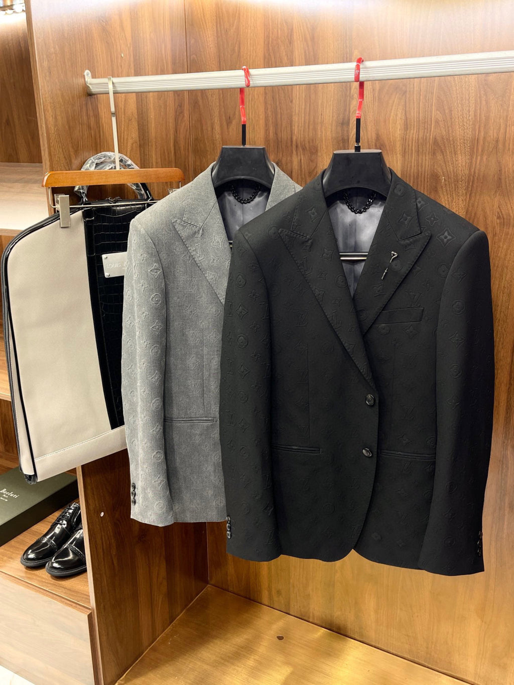 Louis Vuitton Men's Suit Jacket Long Pants Professional Dress Set #6468
