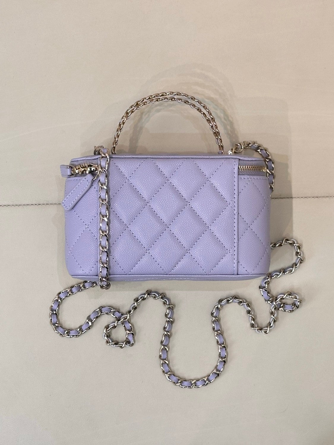 CHANEL Long Vanity With Chain Grained Shiny Calfskin Gold-tone Metal White #383847