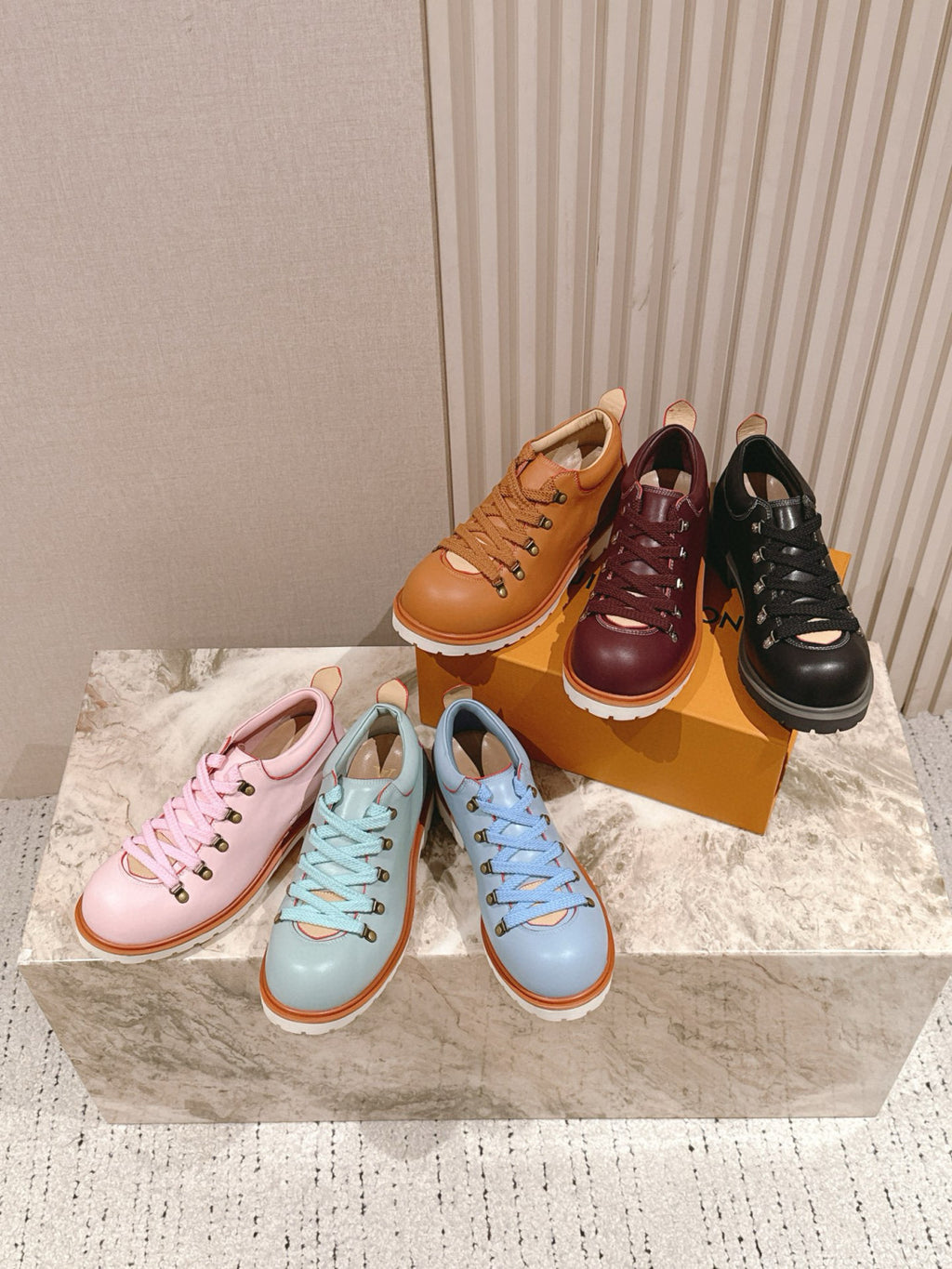 Louis Vuitton LV Remix Men's and Women's Summer Solid Color Cowhide Round Toe Lace-up Thick Sole Casual Shoes #77841