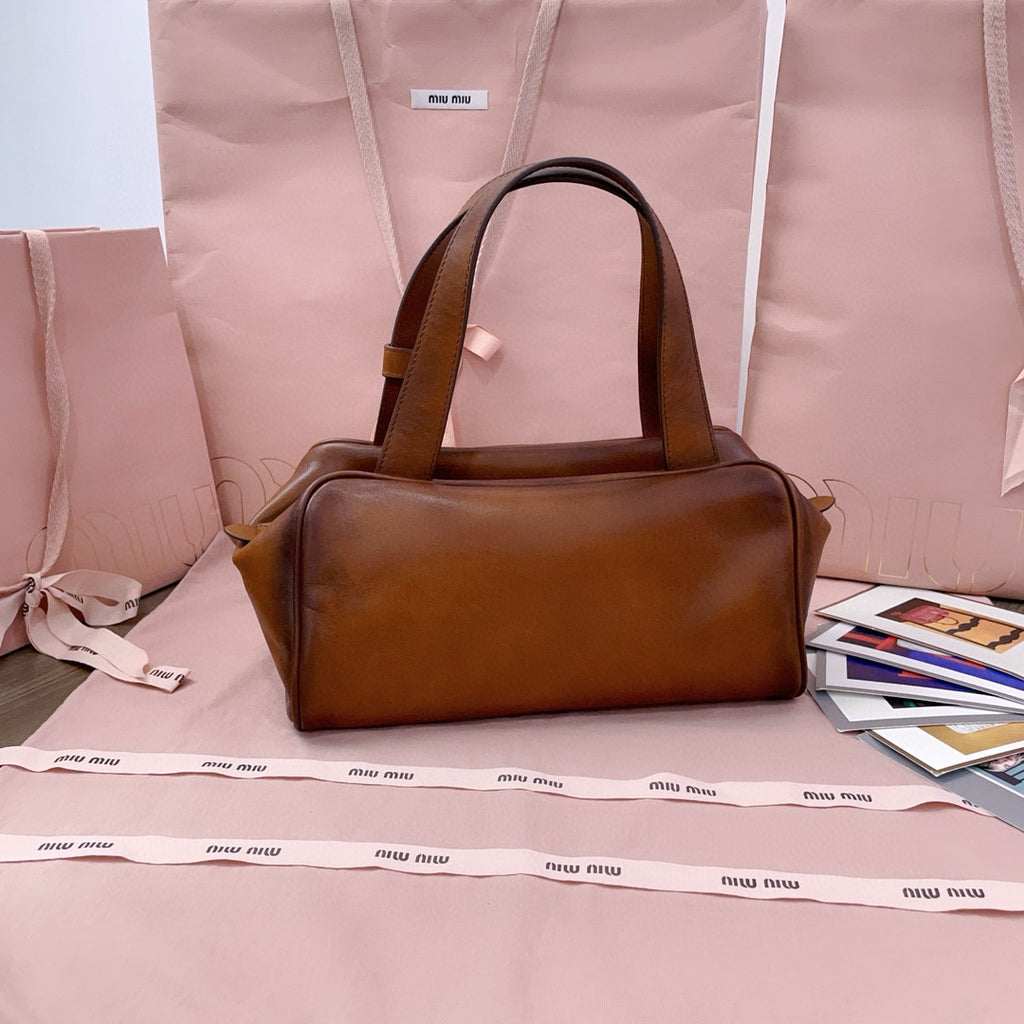 MiuMiu Leather Handbag Soft Clutch Signature Square Bag Fashionable Trendy Casual Bags 5bb182_2ier_f0046_v_moo #82284A