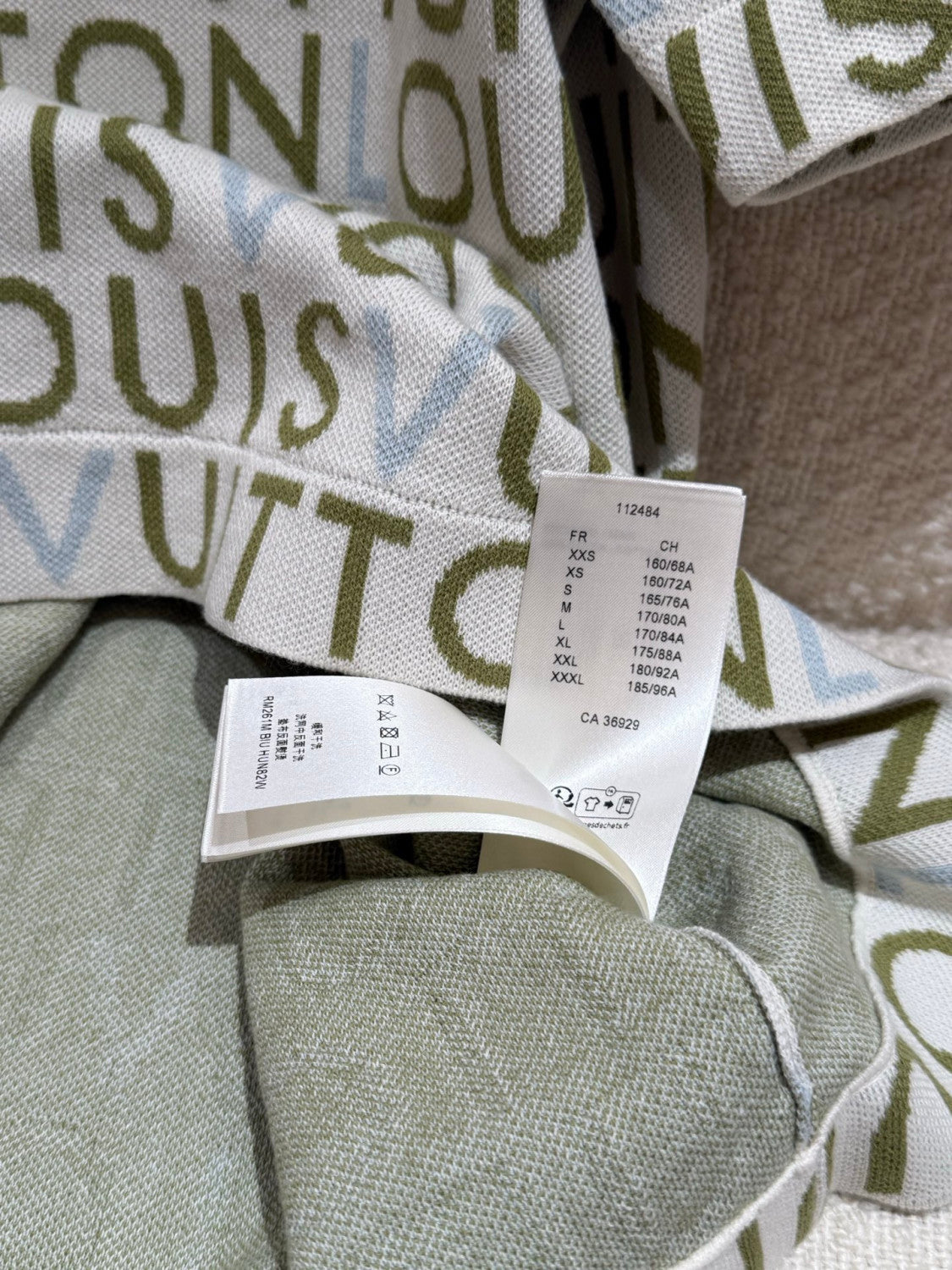 LOUIS VUITTON Jacquard Signature Short-Sleeved Crewneck #377408