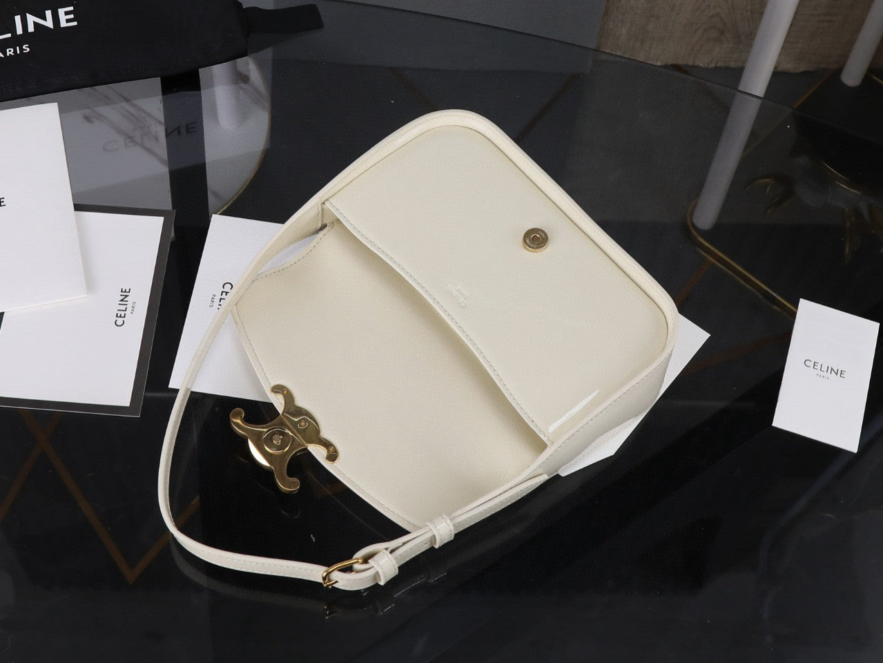 Celine Women's Fashion Classic Solid Color Leather Logo Embellished Adjustable Handle Tote Bag/Shoulder Bag Bags 118313FZI-00WC #78953