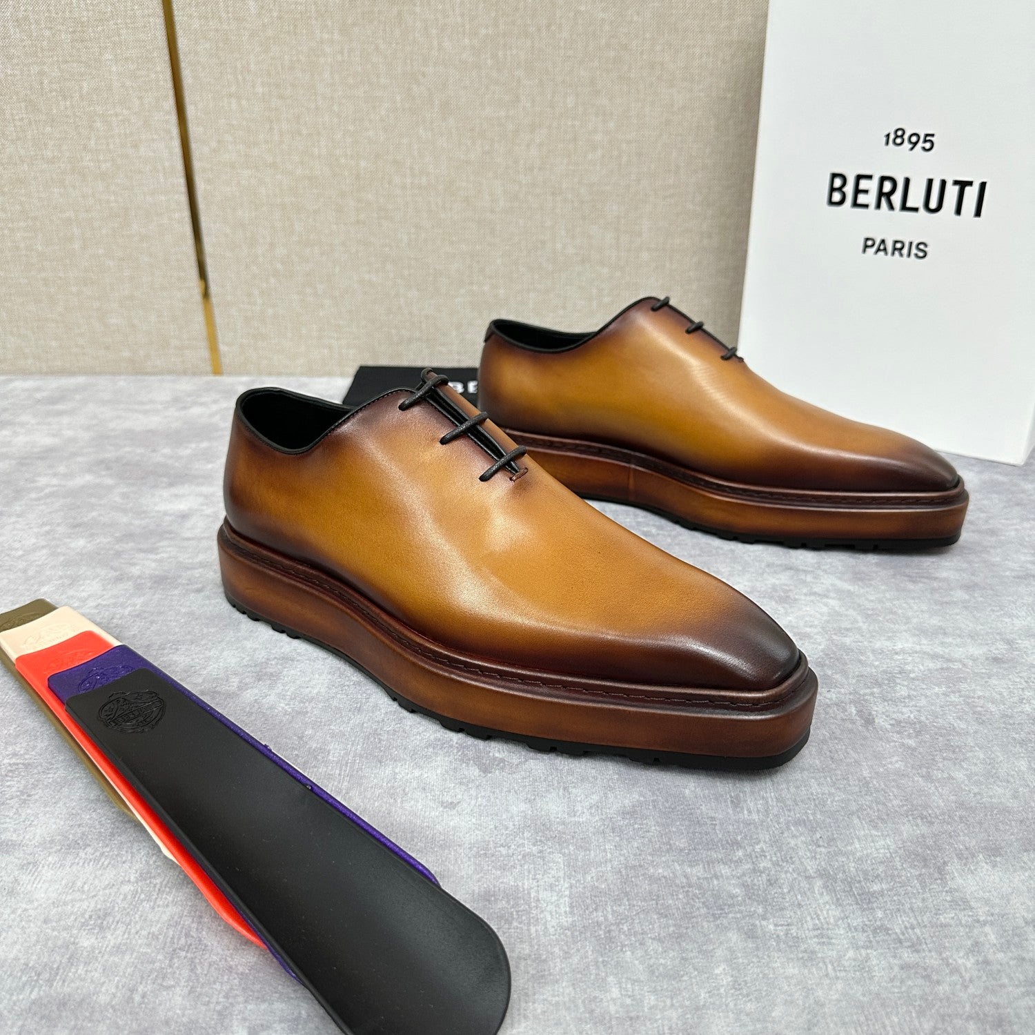 Berluti Alessandro Altof Men's Fall/Winter Fashion Classic Round Toe Slip On Lace Up Handcrafted Vintage Leather Oxford Shoes #79112