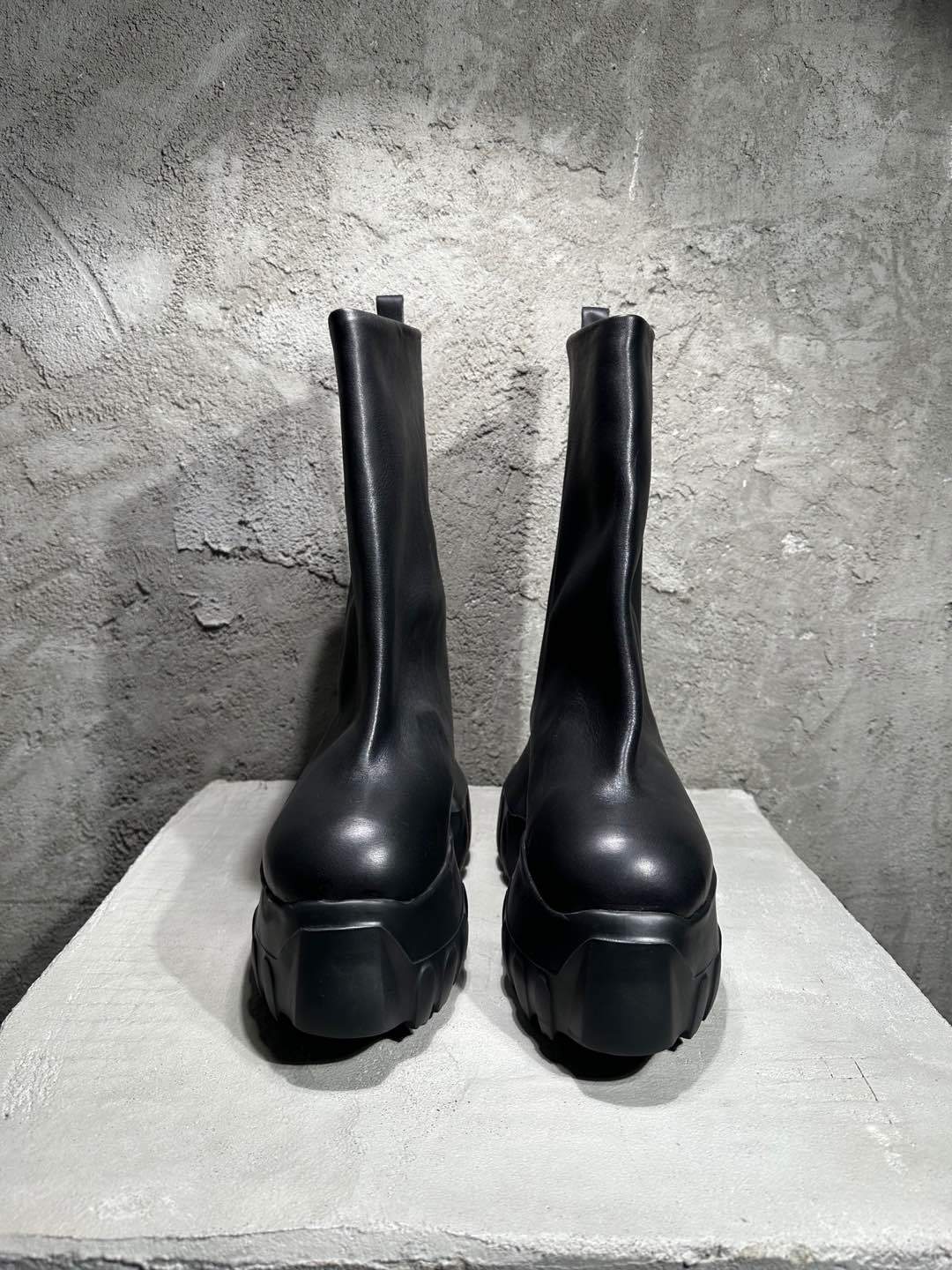 Rick Owens Men's And Women's Solid Color Thick Soled Round Toe Cowhide High Top Boots Shoes #77262